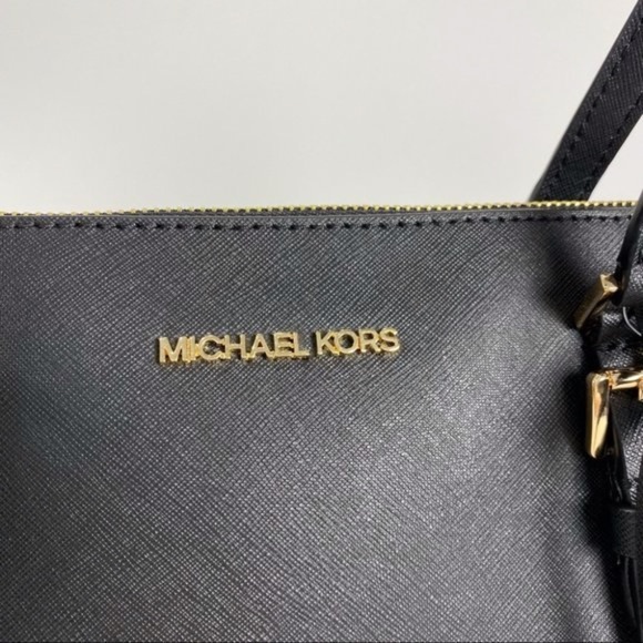 Michael Kors Charlotte Large Saffiano Leather Top-Zip Tote Bag - Picture 5 of 9